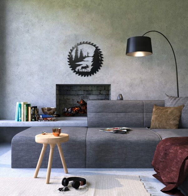 buzz-blade-in-living-room-moose-black-scaled