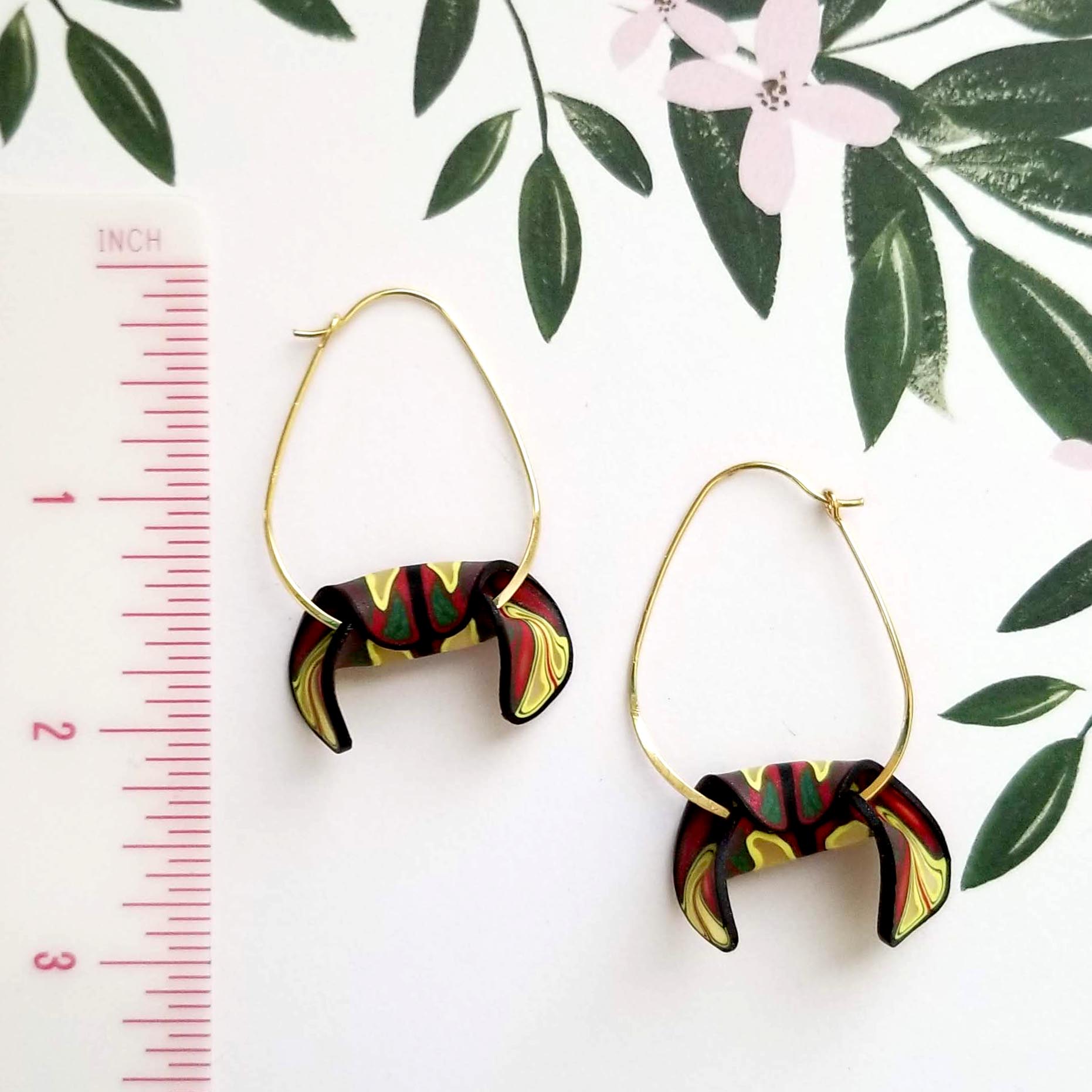 Orquidea Oval Hoop Earrings